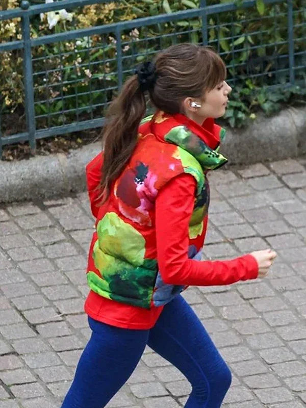 Emily In Paris S04 Lily Collins Red Vest